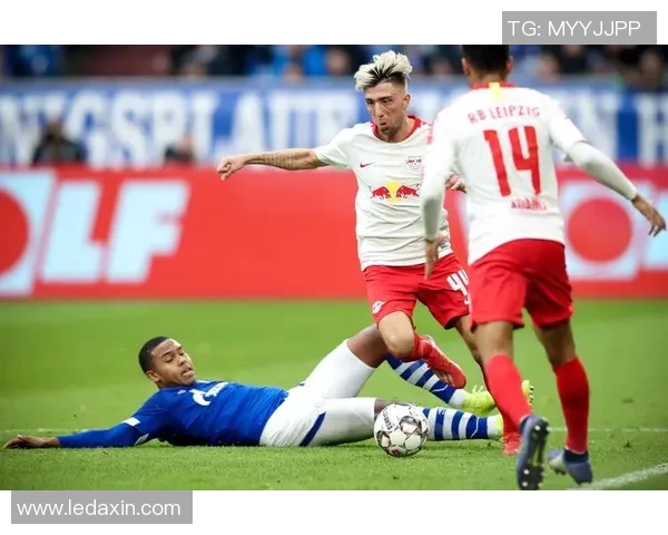 欧联杯精彩对决多特蒙德点球大战逆转莱比锡全场沸腾