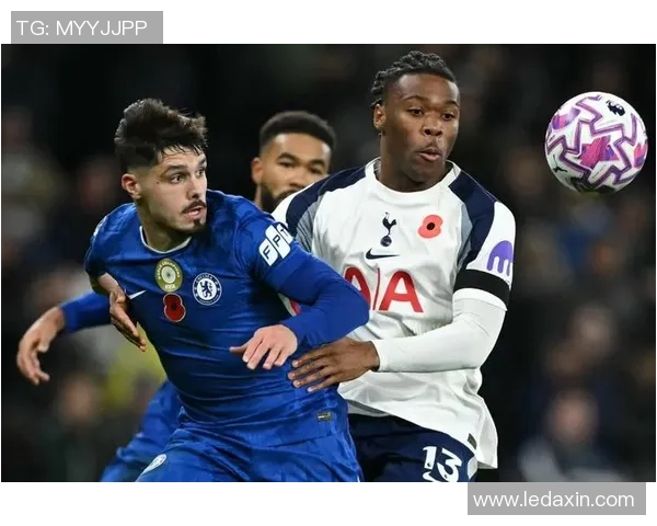 热刺逆袭巴萨6-2红牌风波引发全场热议与十大精彩进球回顾